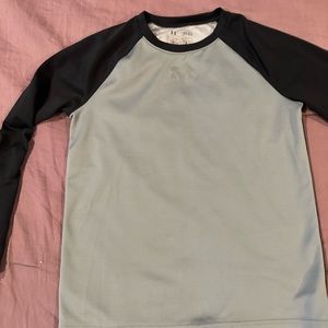 Boys Under Armour long sleeve dri fit shirt